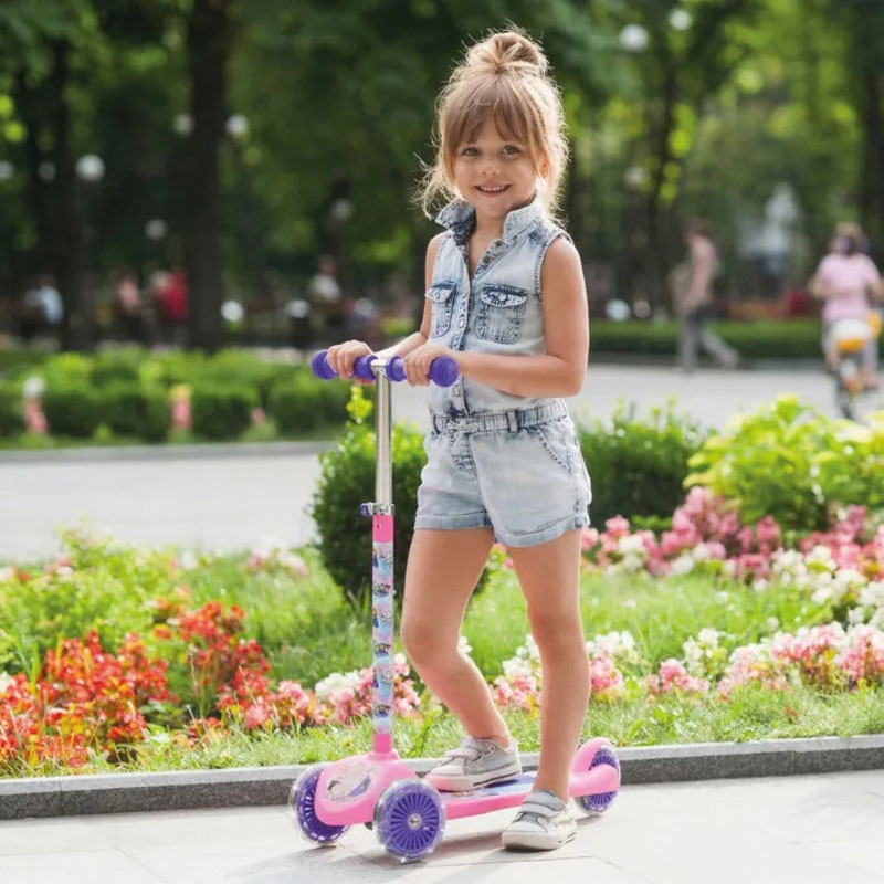 Λαμπάδα AS Company Scooter Plus Frozen με φωτιζόμενες ρόδες 1500-50291