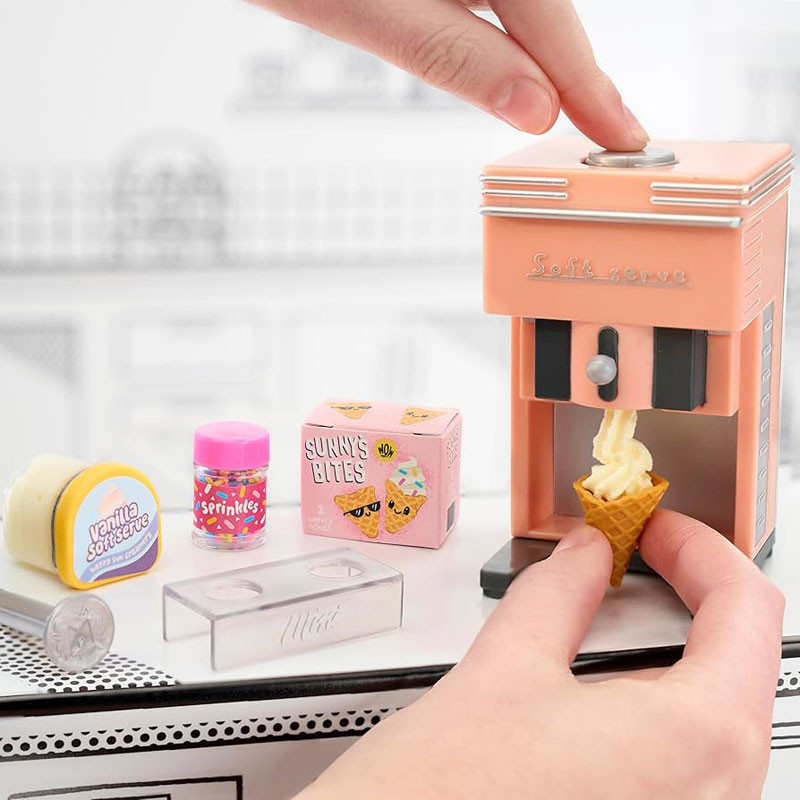 MGA Entertainment Miniverse™ - Make It Mini Appliances S2 Μίνι Παγωτομηχανή