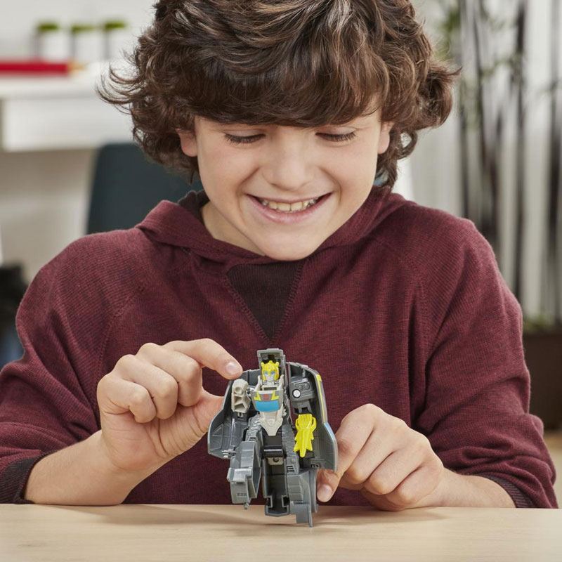 Hasbro Transformers Cybrverse 1-Step Stealth Force Bumblebee 11 cm