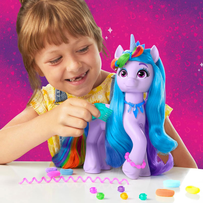 Hasbro My Little Pony Izzy Moonbow 24 cm F8825