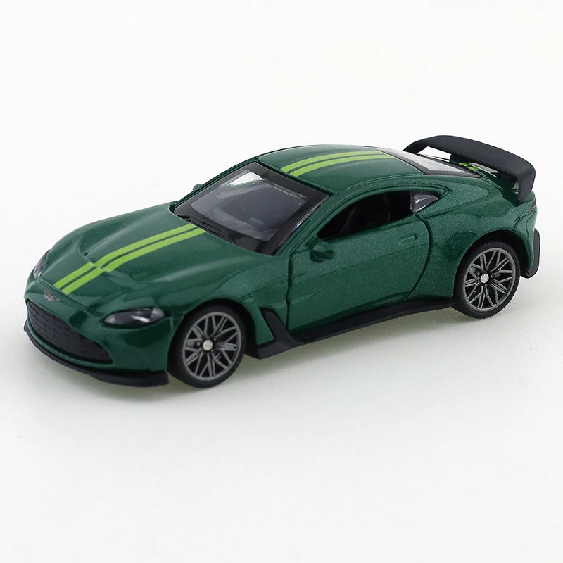 Just Toys RW Racing Cars Die Cast Aston Martin Vantage V12 1:32 - Green
