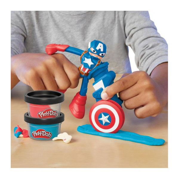 Hasbro Play-Doh Marvel Figure Captain America Stamping Shield