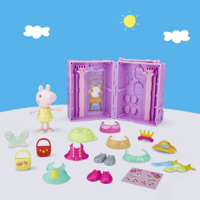 Hasbro Peppa Pig Peppa's Dress Up Wardrobe G1017