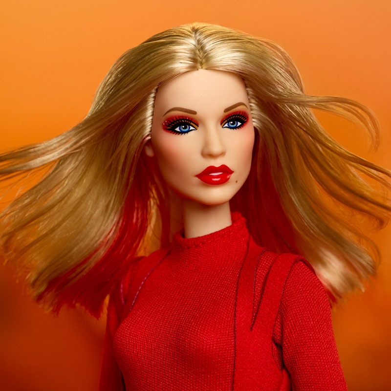 Mattel Barbie Signature Music Series "Kylie Minogue" JBJ38