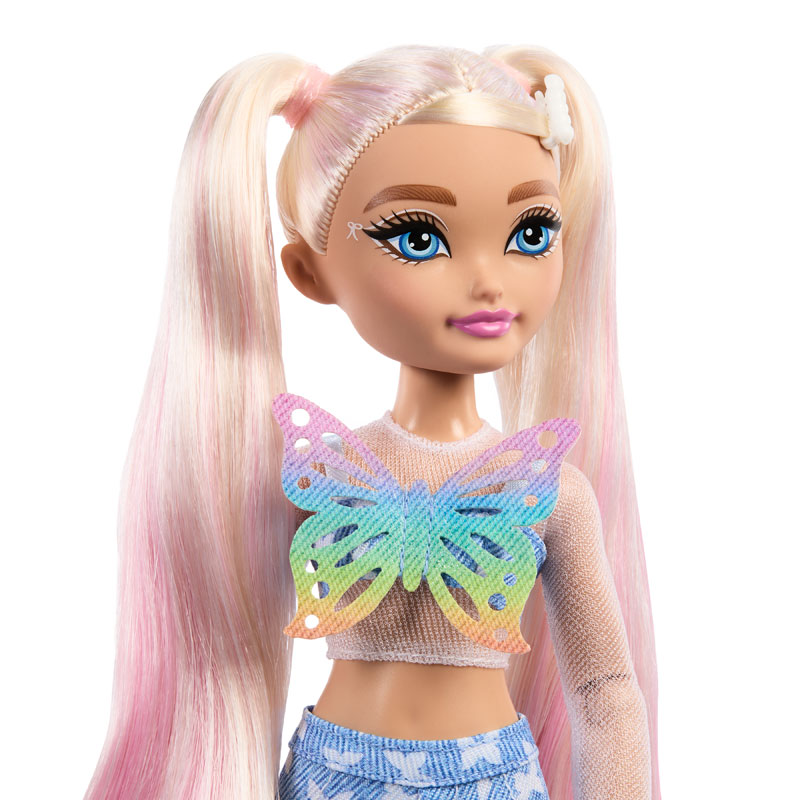 Mattel Barbie Dream Besties Barbie Malibu Skater Doll JFX96