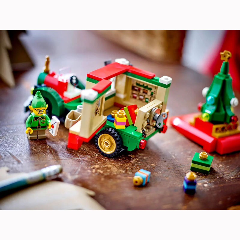 LEGO Santa's Delivery Truck 40746