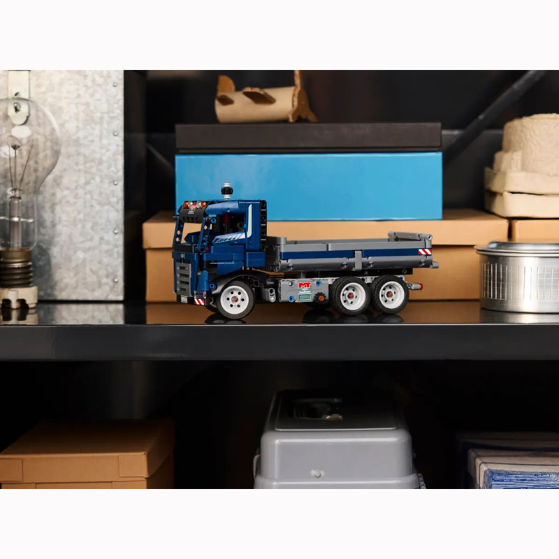 Lego Technic Tipping Dump Truck 42203