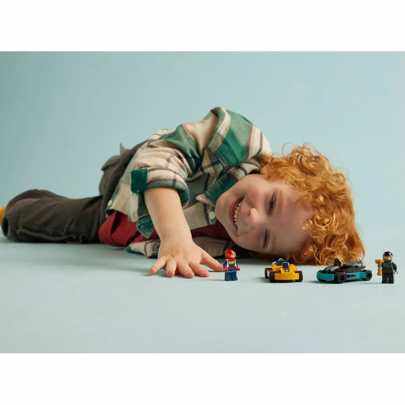 Lego City Go-Karts and Race Drivers 60400