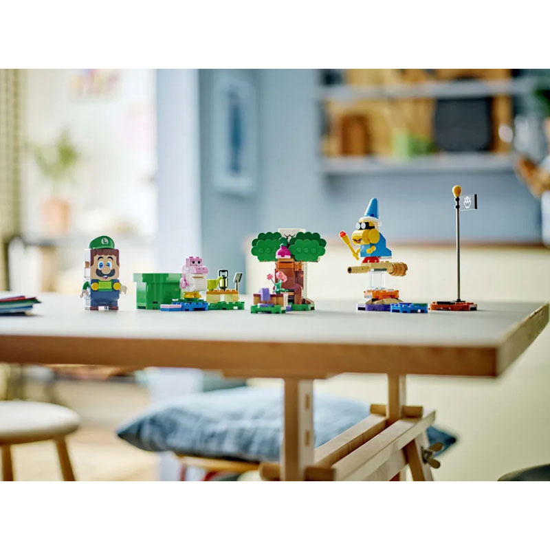 Lego Super Mario Kart™ – Adventures With Interactive Lego Luigi 71440