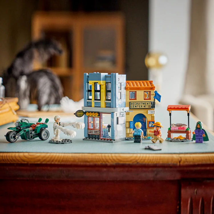 Lego® One Piece Showdown with Captain Smoker 75642
