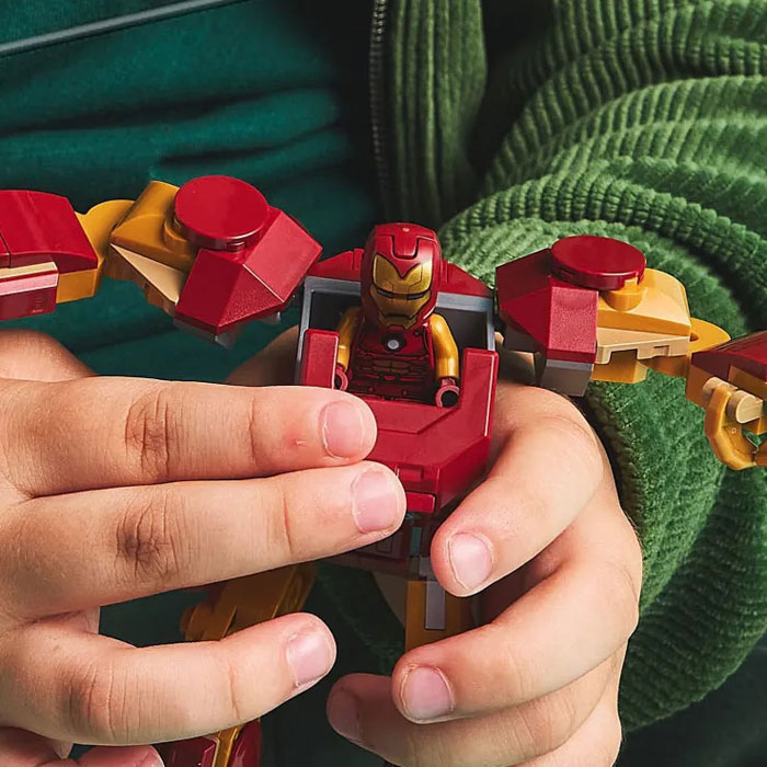 LEGO Super Heroes Iron Man Mech vs. Ultron 76307