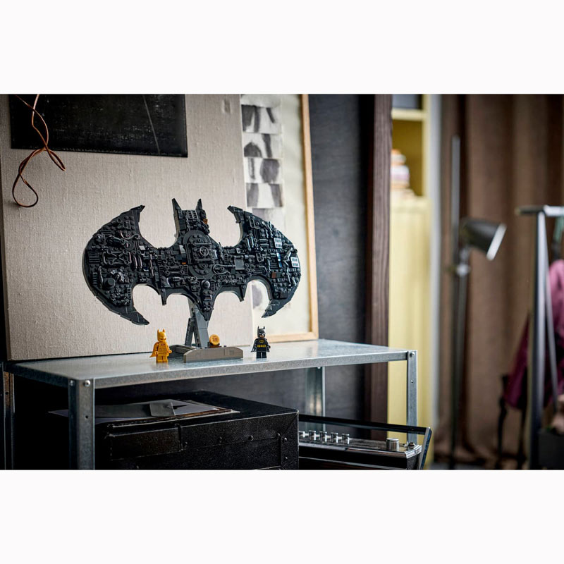 LEGO® Super Heroes DC Batman™ Logo 76330