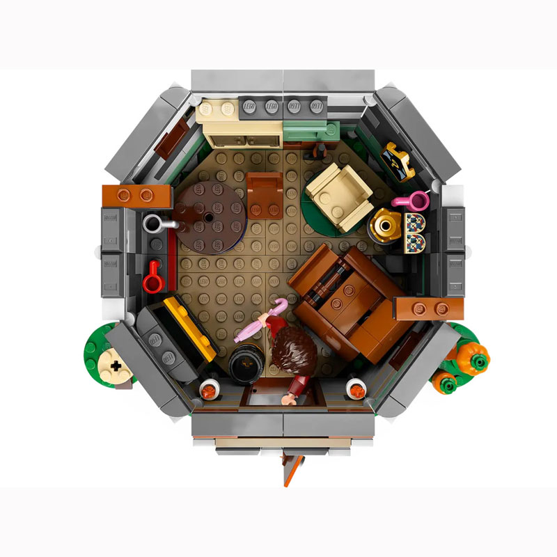 LEGO® Harry Potter™ Hagrid's Hut: An Unexpected Visit 76428