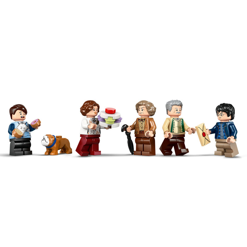 LEGO® Harry Potter™ Privet Drive: Aunt Marge's Visit 76451
