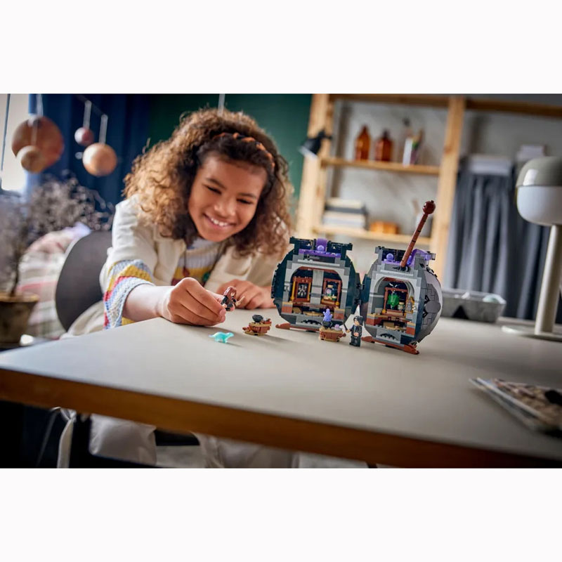LEGO Harry Potter™ Cauldron: Secret Potions Classroom 76464