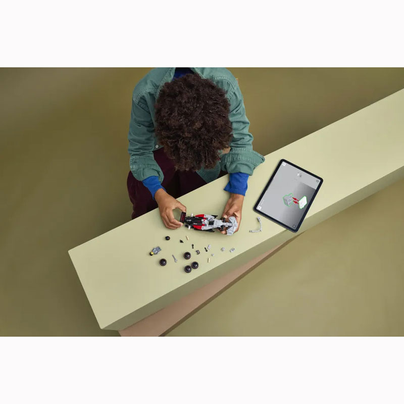 LEGO Speed Champions Audi Revolut F1® Team R26 Race Car 77259