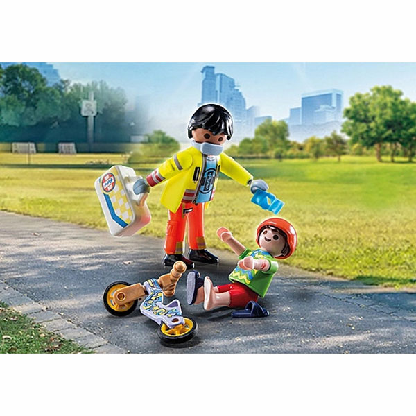 Playmobil City Life Διασώστης και παιδάκι 71245